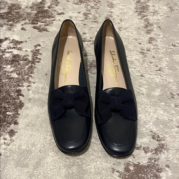 SALVATORE FERRAGAMO BRENO LOAFERS SLIPPERS MOCCASINS
CARSHOES SHOES FLATS US8 - Picture 1 of 7